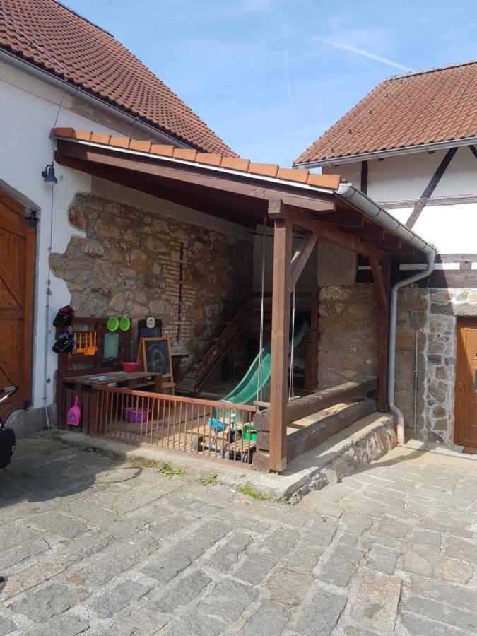 Penzion na statku Březová Brezova  Exterior foto