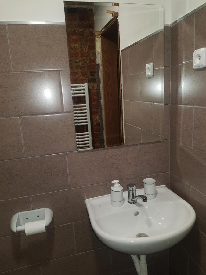 Penzion na statku Březová Brezova  Exterior foto