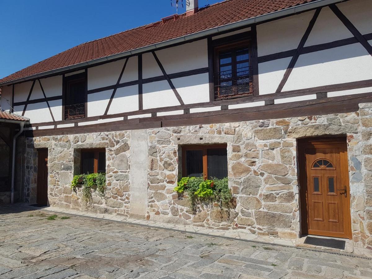 Penzion na statku Březová Brezova  Exterior foto