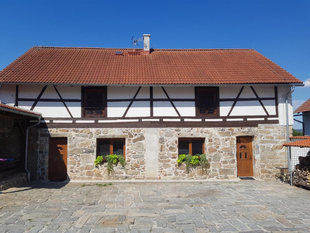 Penzion na statku Březová Brezova  Exterior foto